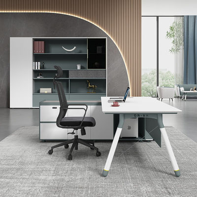 Mall Convertible Executive Office Desk For CEO Manager Wooden Workstation Collection